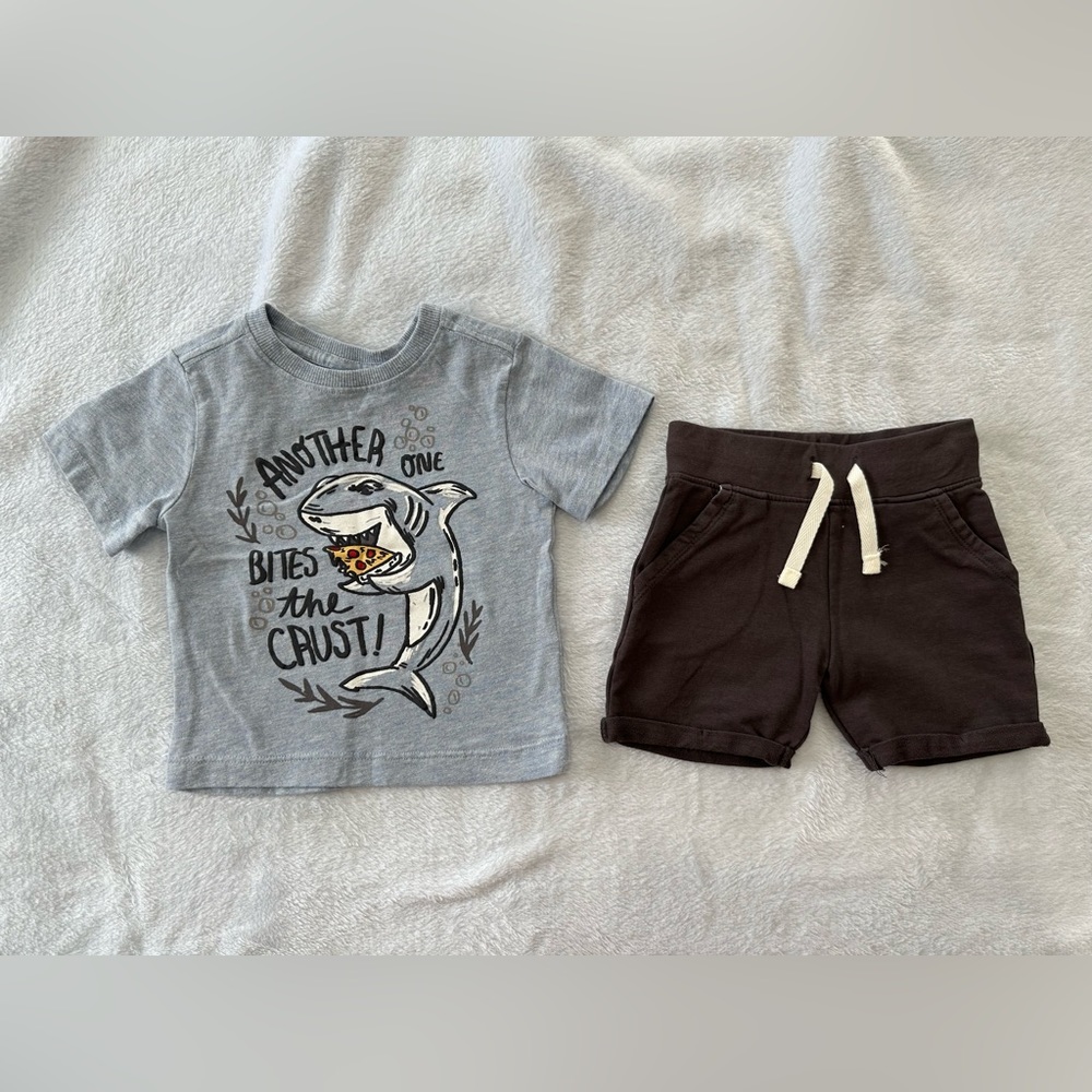 Fierce frank 12M T-shirt with matching shorts 🦈